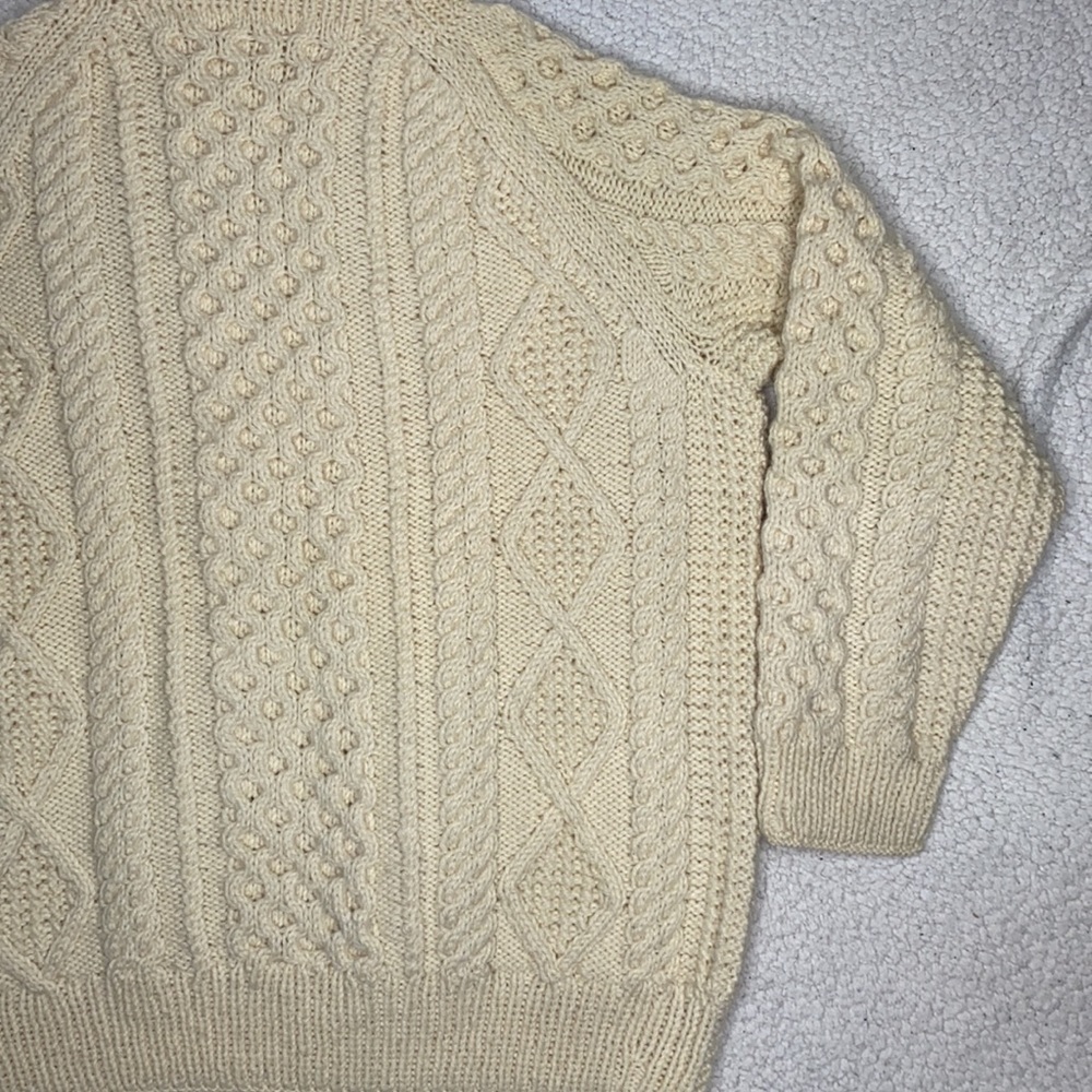 Vintage Killarney Aran Handknit Cable Knit Fisherman Sweater: Size Medium - Picture 10 of 10